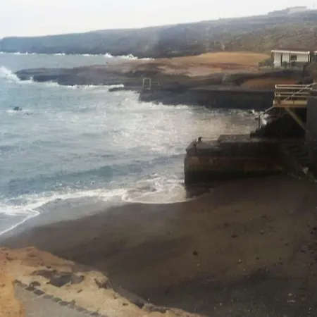 La Jaca, Tranquilidad, Sol Y Playa. * La Listada
