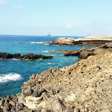 La Jaca, Tranquilidad, Sol Y Playa.